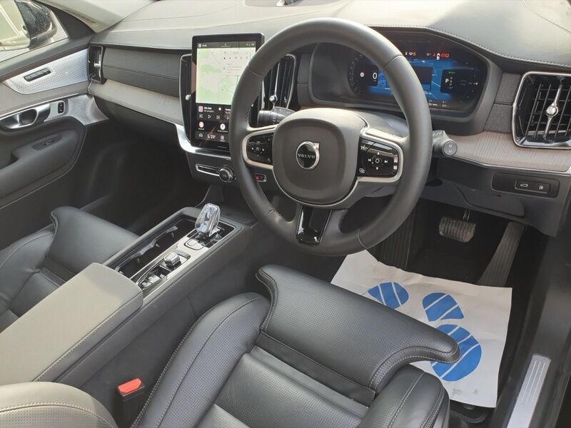 More views of Volvo XC90