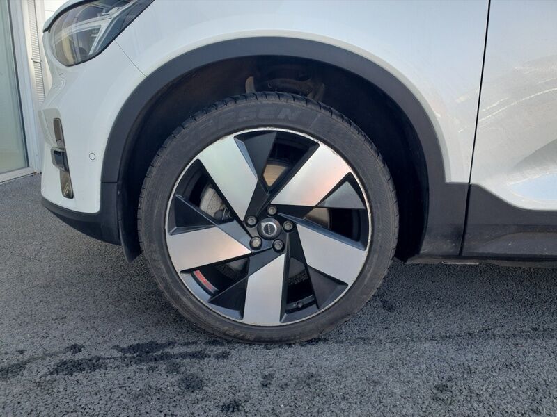 More views of Volvo C40