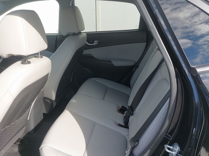 More views of Hyundai KONA