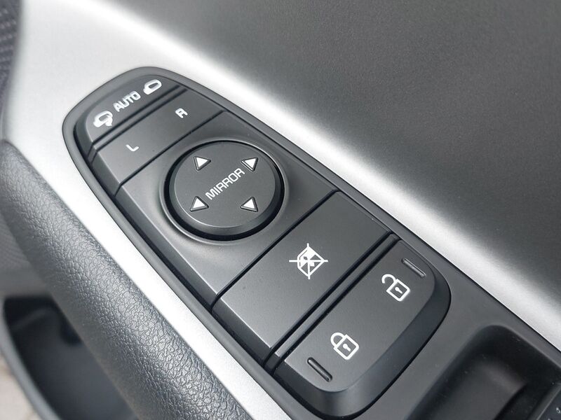 More views of Kia e-Niro