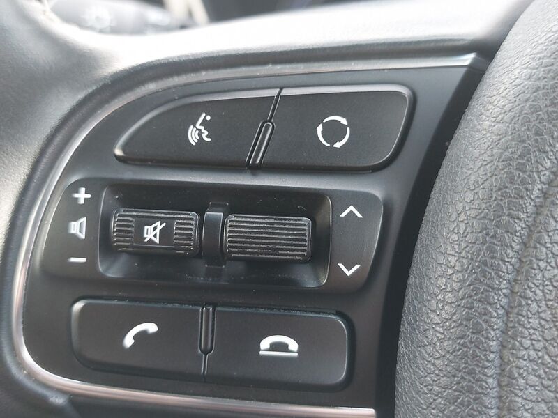 More views of Kia e-Niro