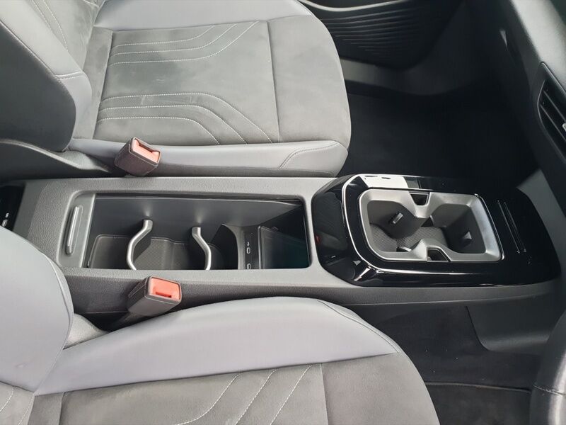 More views of Volkswagen ID.5