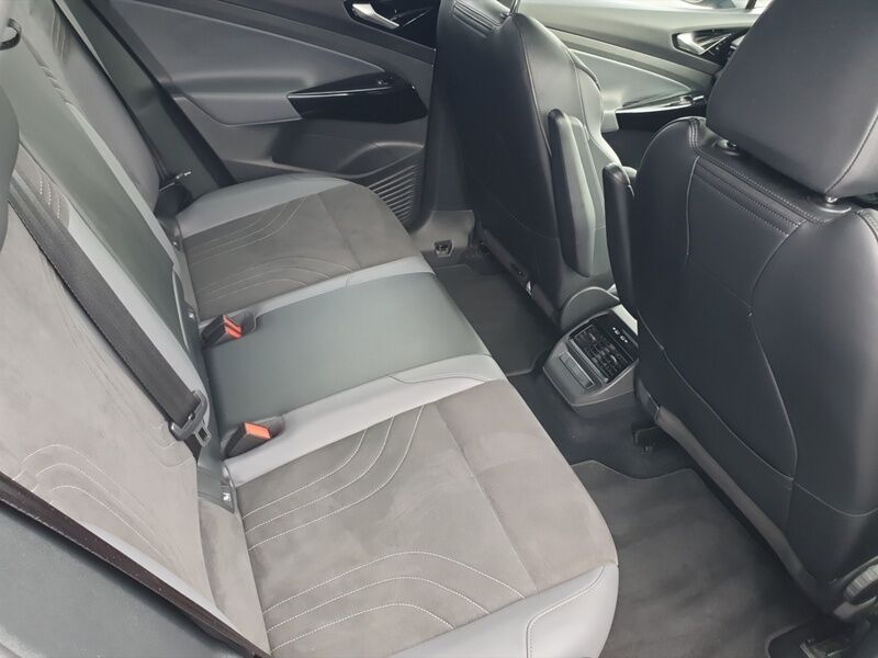 More views of Volkswagen ID.5