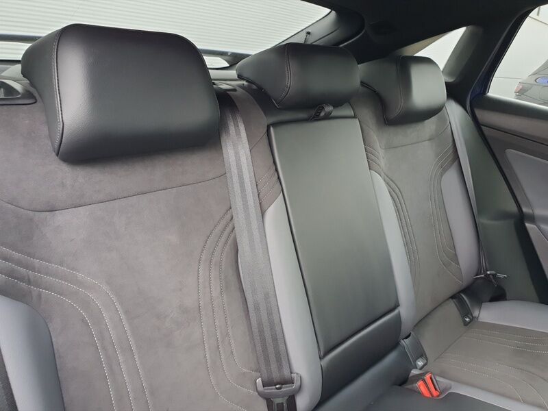 More views of Volkswagen ID.5