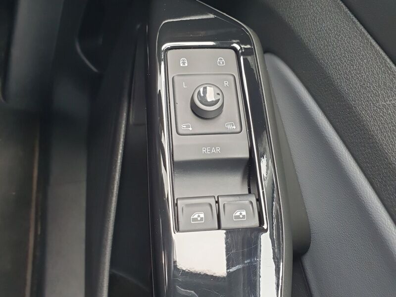 More views of Volkswagen ID.5