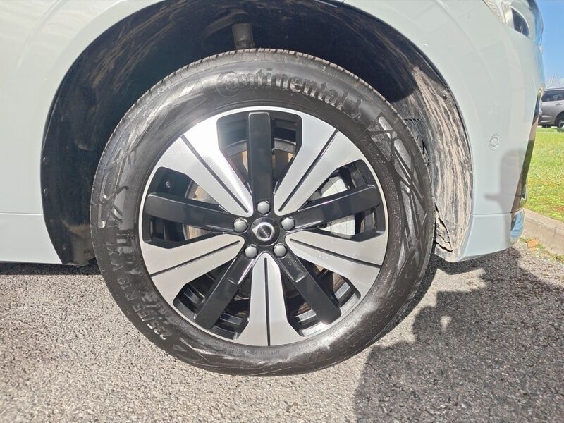 More views of Volvo XC60