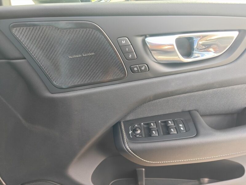 More views of Volvo XC60
