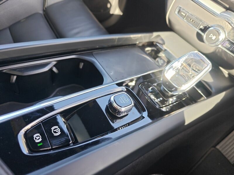 More views of Volvo XC60
