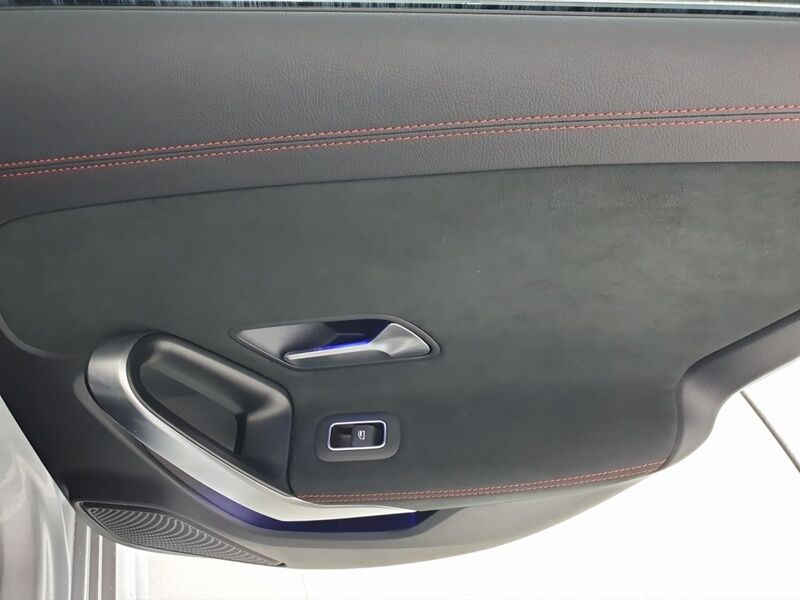 More views of Mercedes-Benz CLA