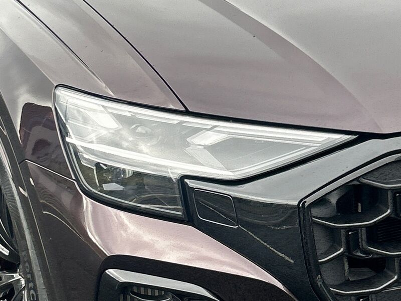 More views of Audi Q8