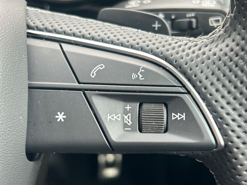 More views of Audi Q8