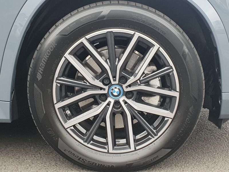 More views of BMW X1