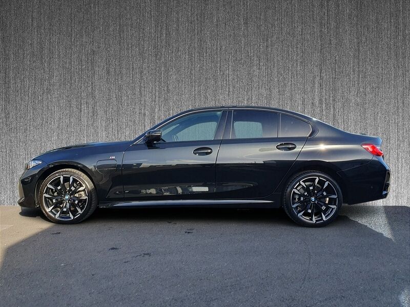 More views of BMW 3-Series