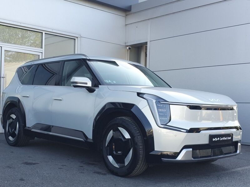 More views of Kia EV9
