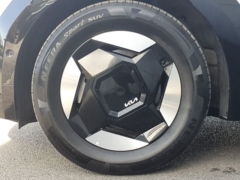 More views of Kia EV9