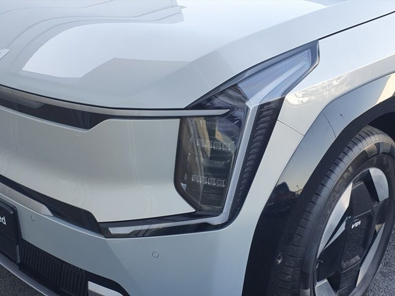 More views of Kia EV9