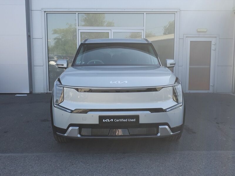 More views of Kia EV9