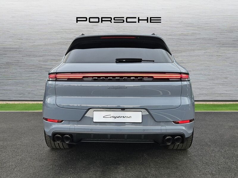 More views of Porsche Cayenne