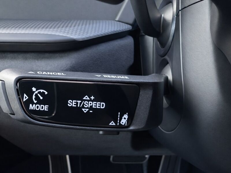 More views of Porsche 911