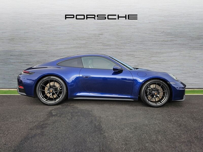 More views of Porsche 911