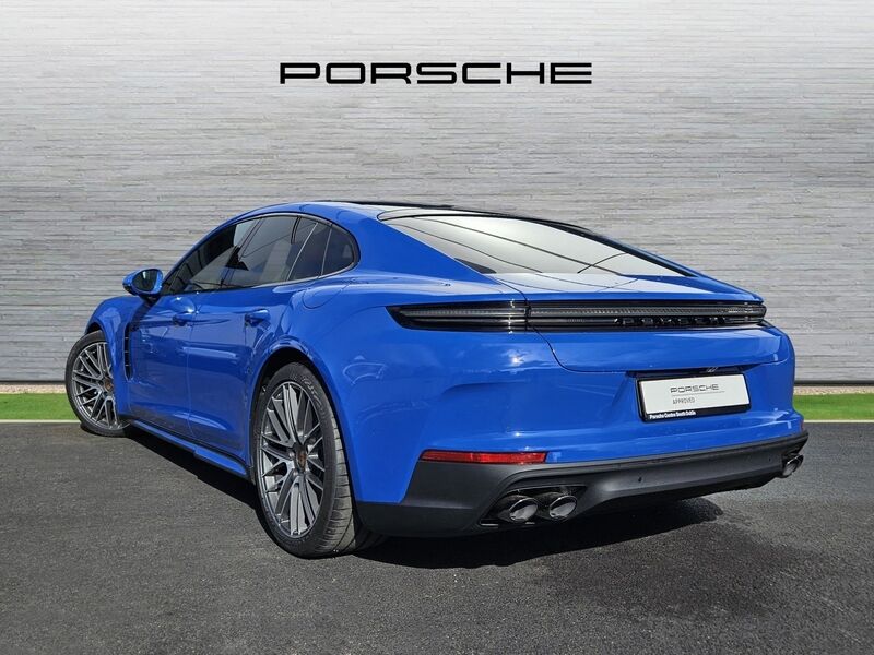 More views of Porsche Panamera