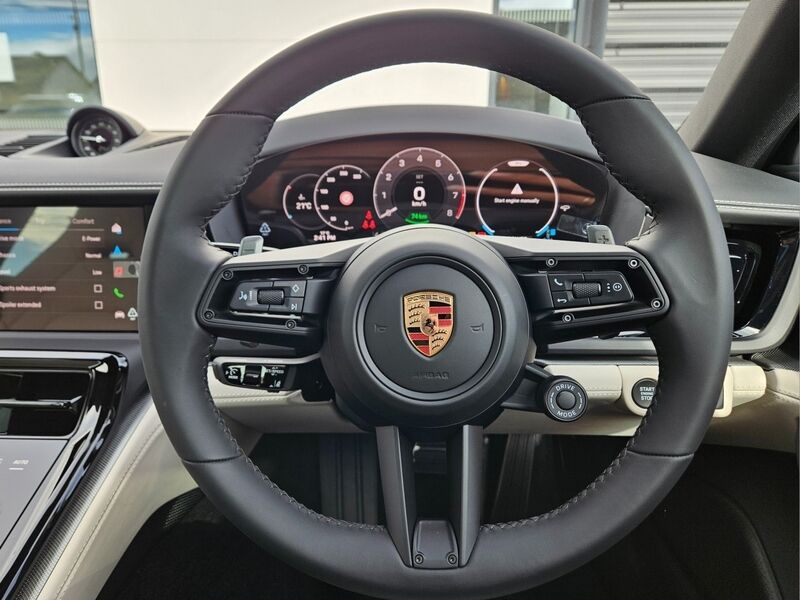 More views of Porsche Panamera