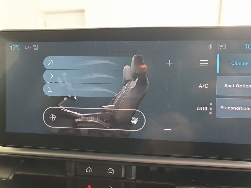 More views of Jeep Avenger