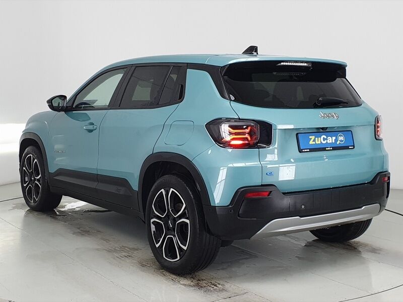 More views of Jeep Avenger