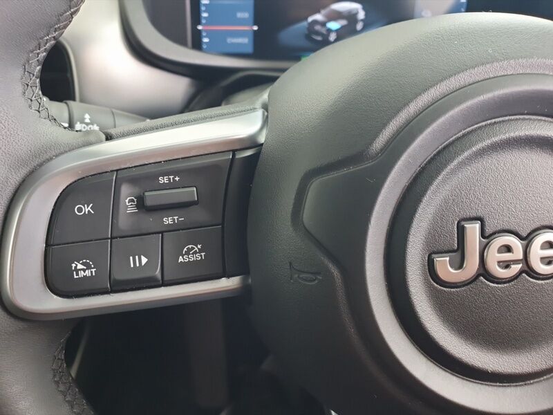 More views of Jeep Avenger