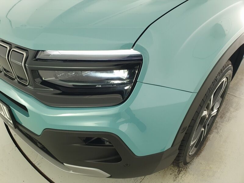 More views of Jeep Avenger