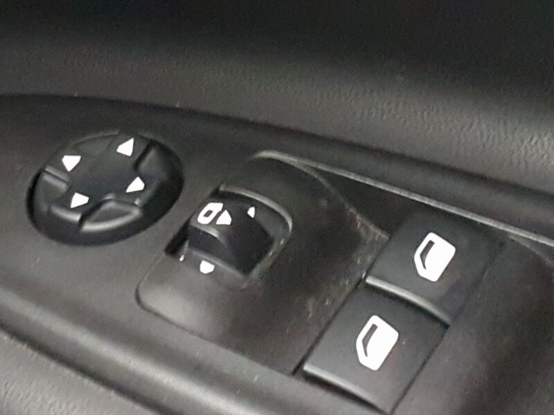 More views of Jeep Avenger