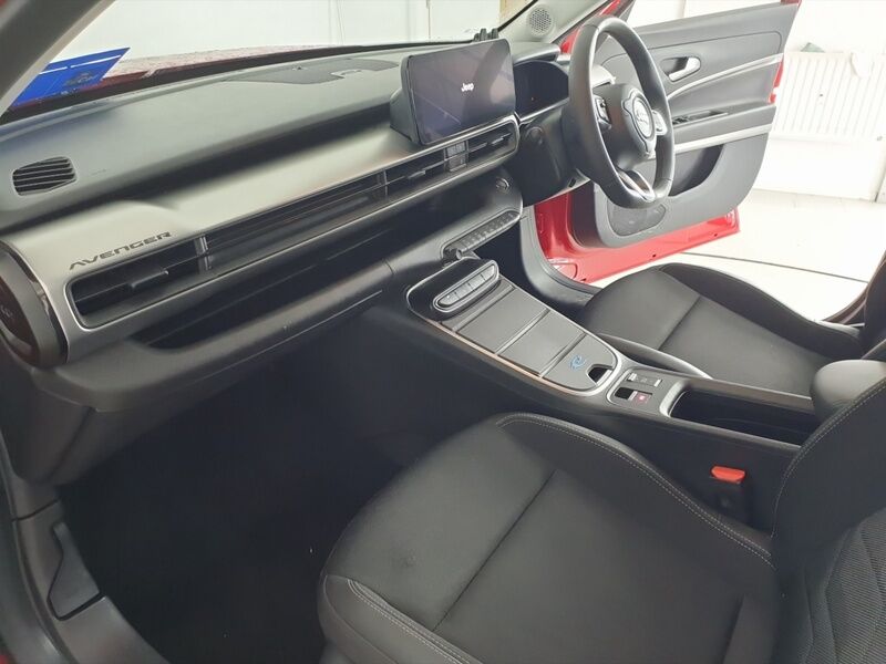 More views of Jeep Avenger