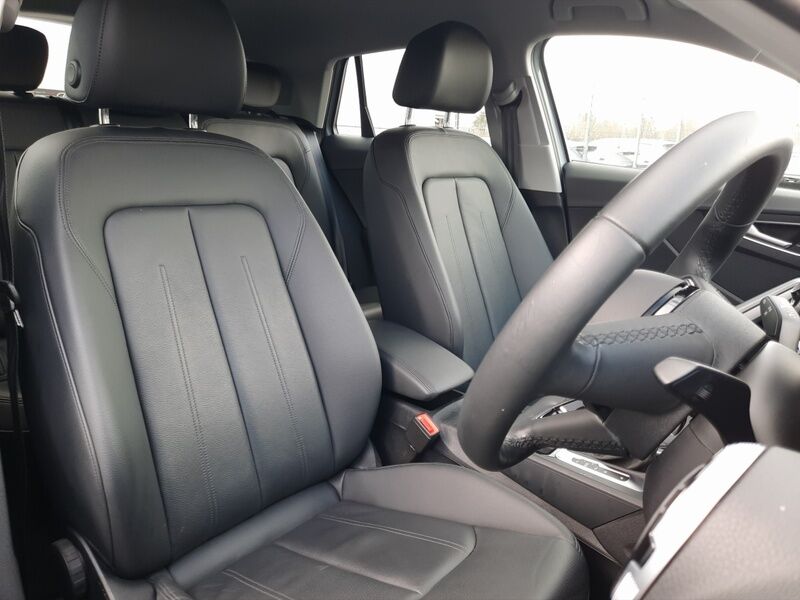 More views of Audi Q2