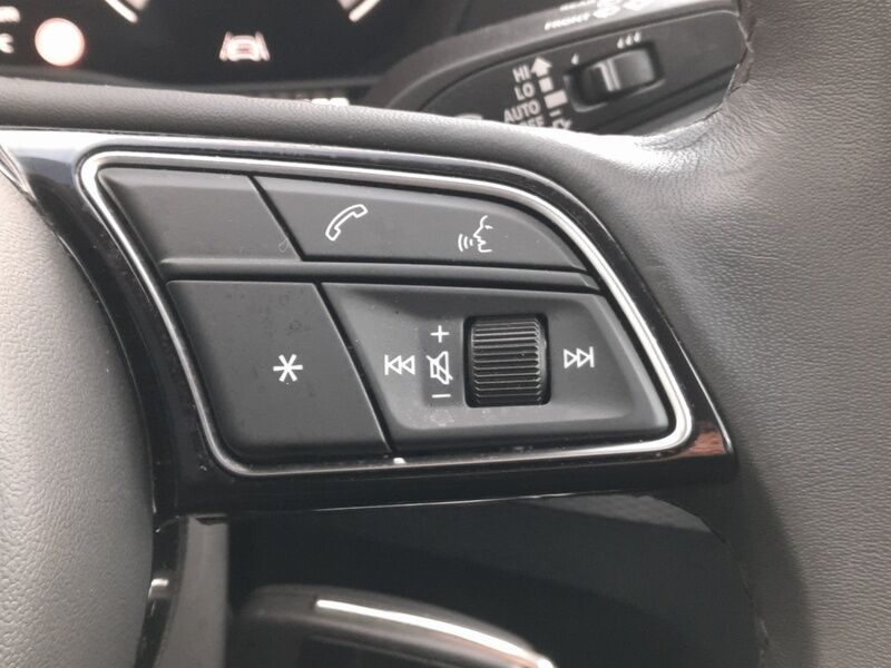 More views of Audi Q2