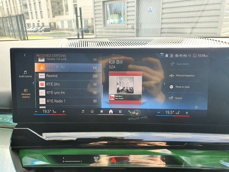 More views of BMW i5