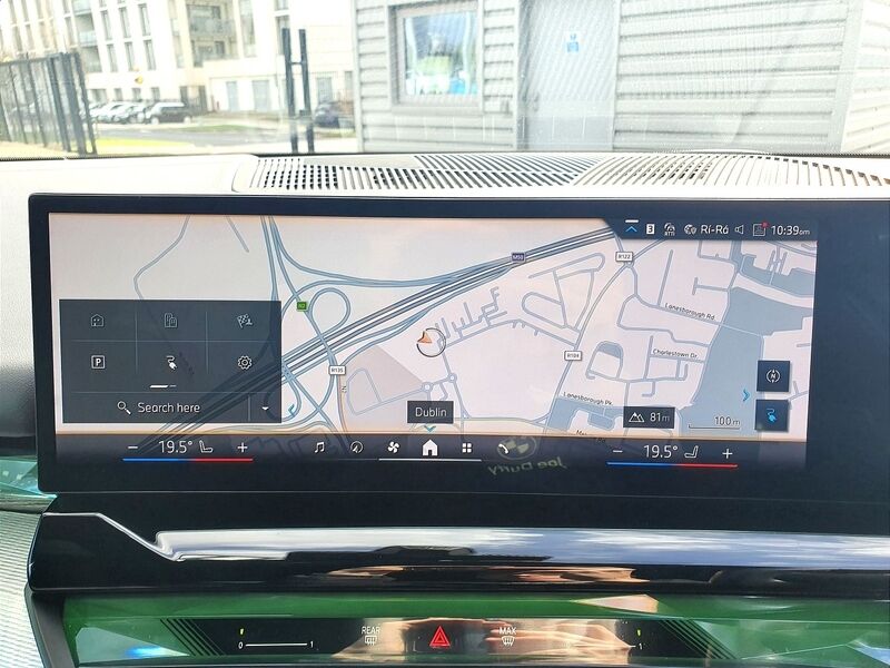 More views of BMW i5