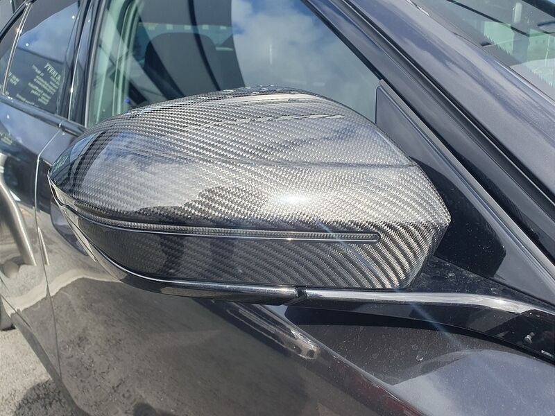 More views of BMW i5