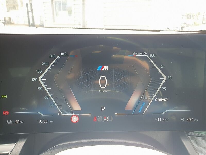 More views of BMW i5