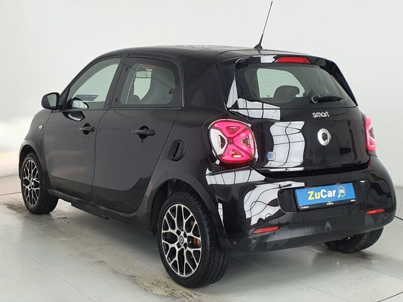 More views of Smart Forfour