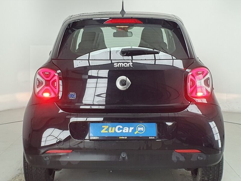 More views of Smart Forfour