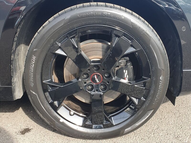 More views of Mini Countryman