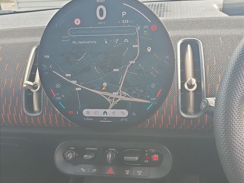 More views of Mini Countryman