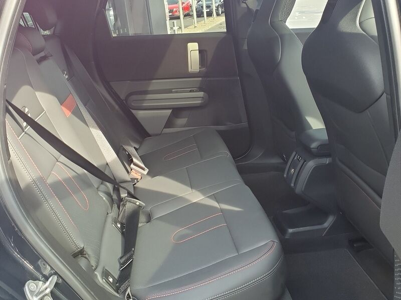 More views of Mini Countryman