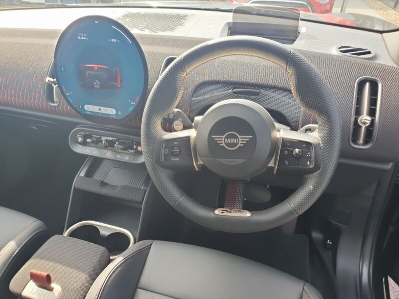 More views of Mini Countryman