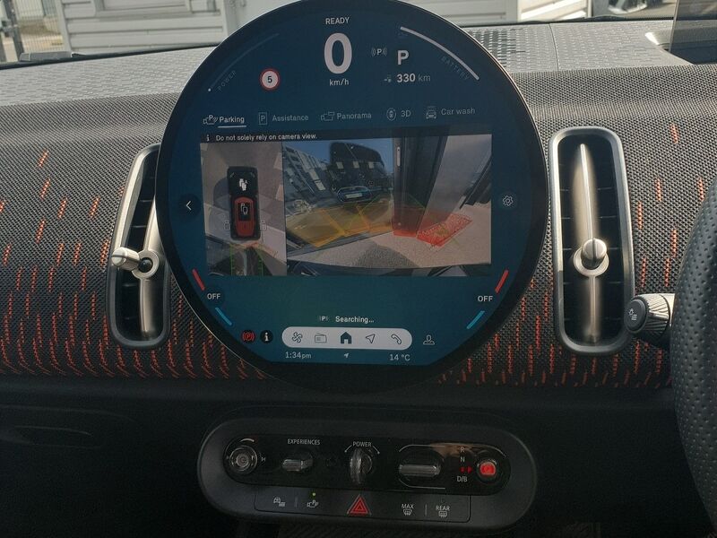 More views of Mini Countryman