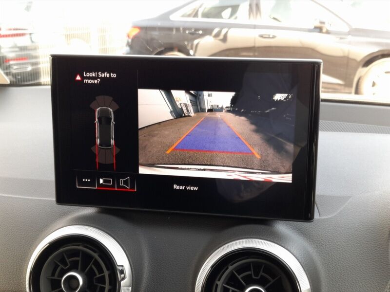 More views of Audi Q2