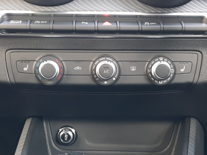 More views of Audi Q2