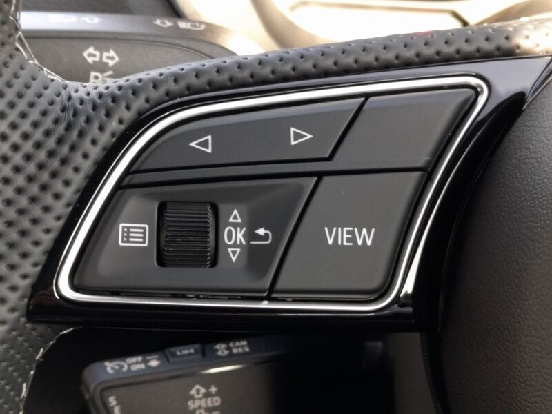 More views of Audi Q2