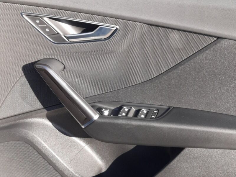 More views of Audi Q2