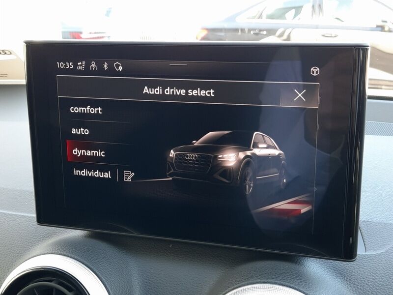 More views of Audi Q2